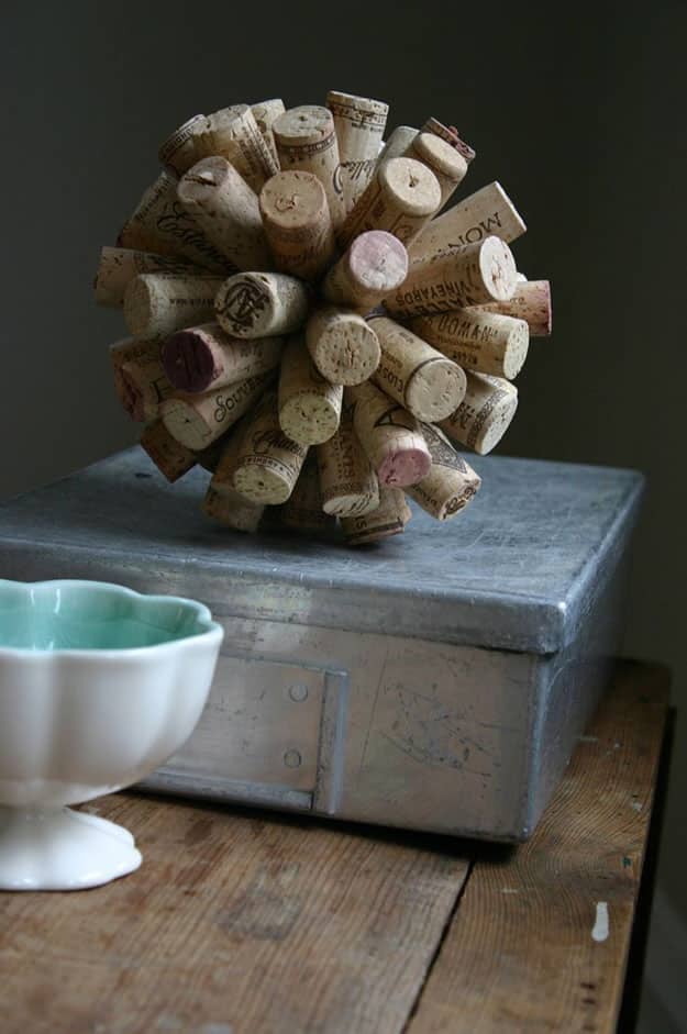 Easy Wine Cork Crafts for Small DIY Home Decor Ideas - DIY Wine Cork Ball - DIY Projects & Crafts by DIY JOY #crafts