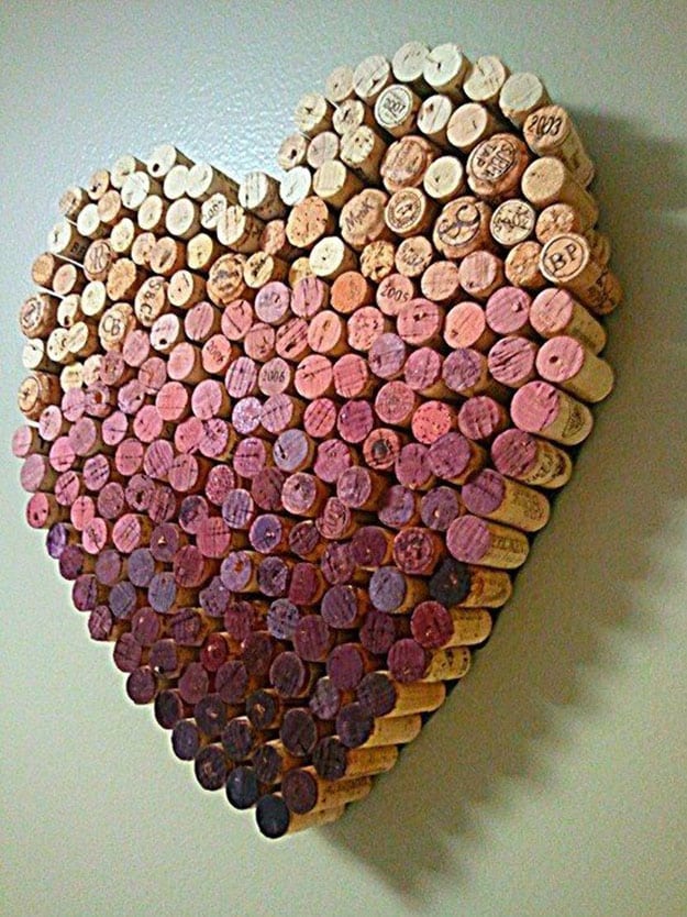 Wine Cork Craft Ideas for DIY Wall Decor - DIY Wine Cork Heart - DIY Projects & Crafts by DIY JOY #crafts
