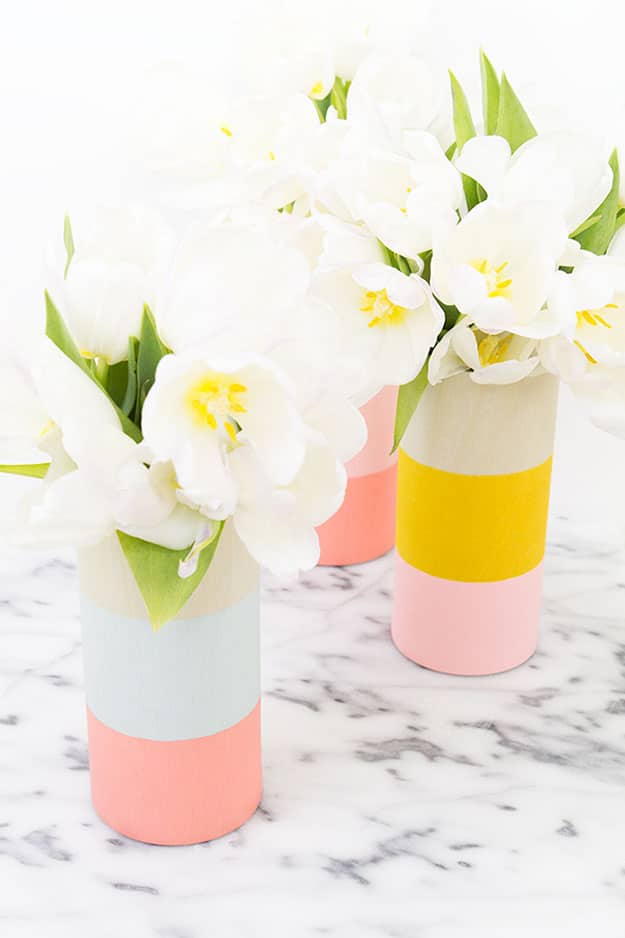 Best DIY Gift Ideas | Easy Crafts for the Home | DIY Wood Block Vases | DIY Projects & Crafts by DIY JOY at http://diyjoy.com/cheap-diy-gifts-ideas