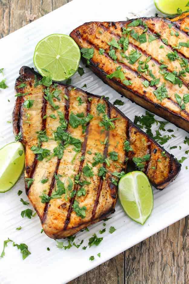 Easy Fish Dinner Grilling Recipes | Healthy Paleo BBQ Recipes | DIY Projects & Crafts by DIY JOY at http://diyjoy.com/grilling-recipes-diy-bbq-ideas
