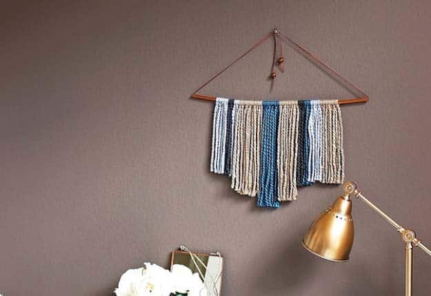 Cheap DIY Projects for the Home - Yarn DIY Hanging Wall Decor - DIY Projects & Crafts by DIY JOY #diy #quickcrafts #crafts #easycraftss