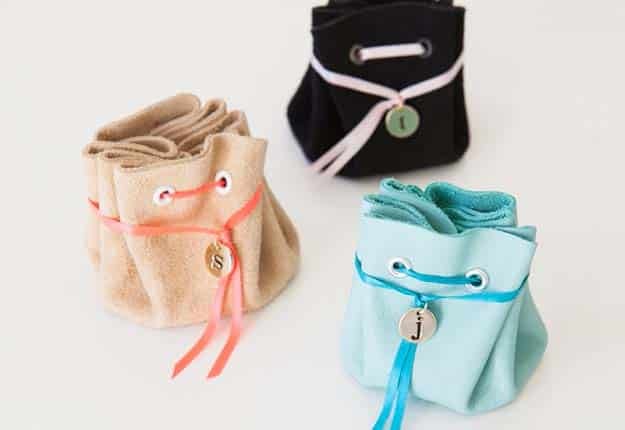 Fun DIY Projects for Teen Girls to Make in Under an Hour - Easy No Sew DIY Jewelry Pouches - DIY Projects & Crafts by DIY JOY #diy #quickcrafts #crafts #easycraftss