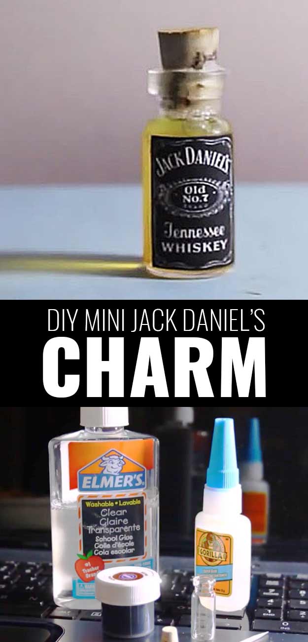 Fun DIY Ideas Made With Jack Daniels - Recipes, Projects and Crafts With The Bottle, Everything From Lamps and Decorations to Fudge and Cupcakes | Miniature Bottle Jack Daniels Charm #diy #jackdaniels #recipes #crafts