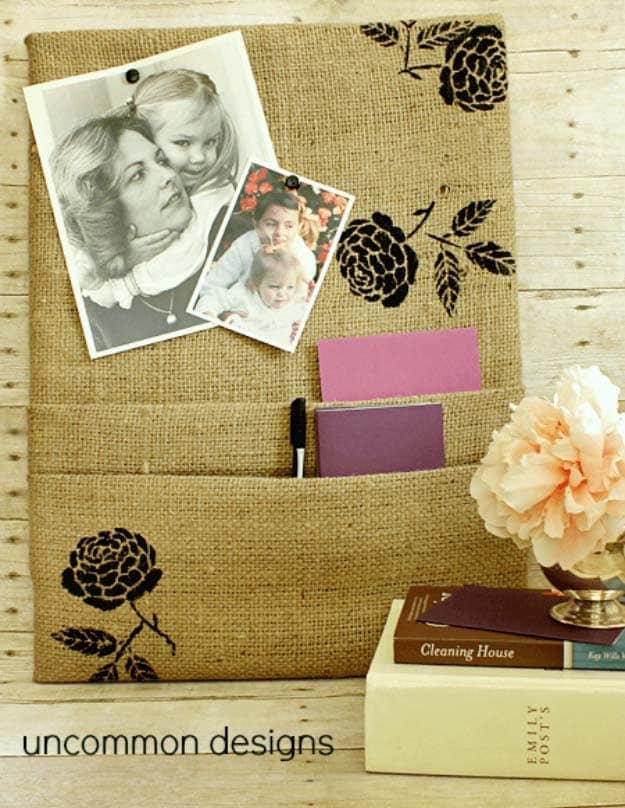 DIY Projects with Burlap and Creative Burlap Crafts for Home Decor, Gifts and More | Burlap Corkboard with Pockets 