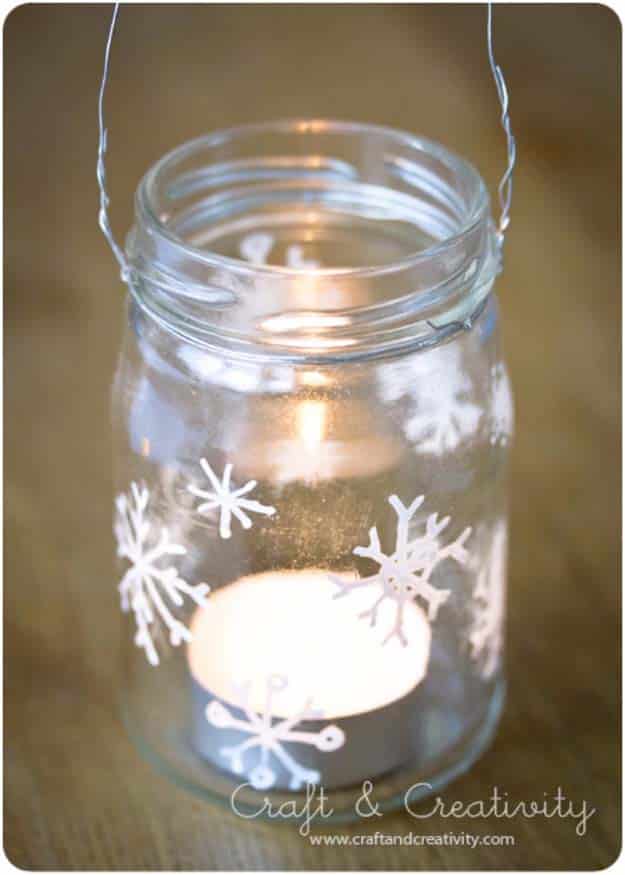 Awesome DIY Christmas Home Decorations and Homemade Holiday Decor Ideas - Quick and Easy Decorating ideas, cool ornaments, home decor crafts and fun Christmas stuff | Crafts and DIY projects by DIY Joy | Christmas Glass Jars #diy #crafts #christmas