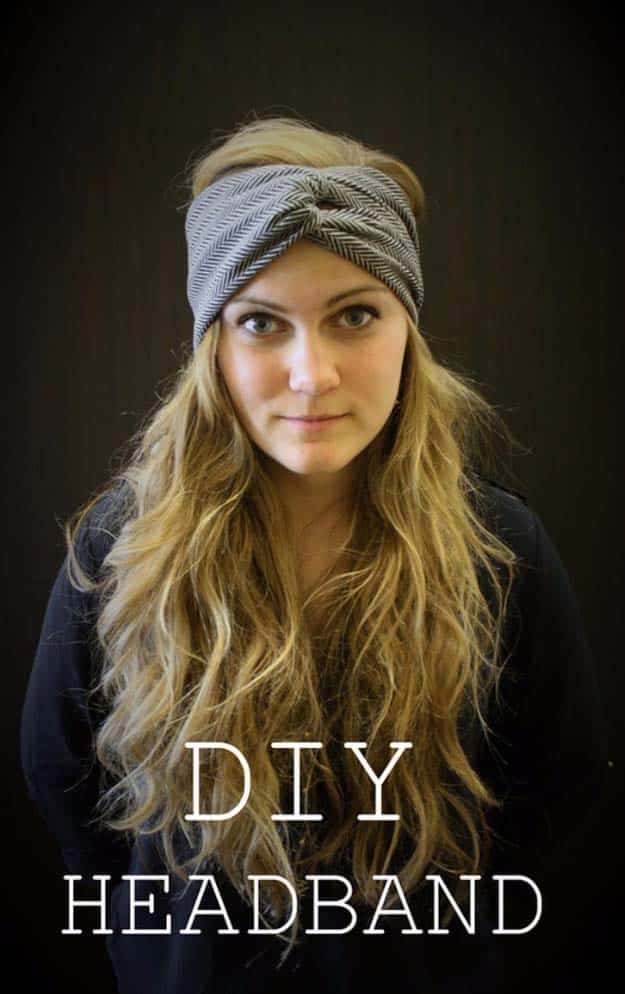 DIY Gifts for Your Girlfriend and Cool Homemade Gift Ideas for Her | Easy Creative DIY Projects and Tutorials for Christmas, Birthday and Anniversary Gifts for Mom, Sister, Aunt, Teacher or Friends | DIY Knotted Winter Headband for Sophisticated DIY Fashion #diygifts #diyideas
