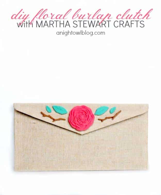 DIY Projects with Burlap and Creative Burlap Crafts for Home Decor, Gifts and More | Floral Burlap Clutch 