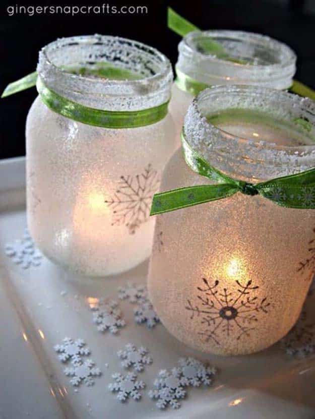 Awesome DIY Christmas Home Decorations and Homemade Holiday Decor Ideas - Quick and Easy Decorating ideas, cool ornaments, home decor crafts and fun Christmas stuff | Crafts and DIY projects by DIY Joy | Holiday Jar Luminaries #diy #crafts #christmas