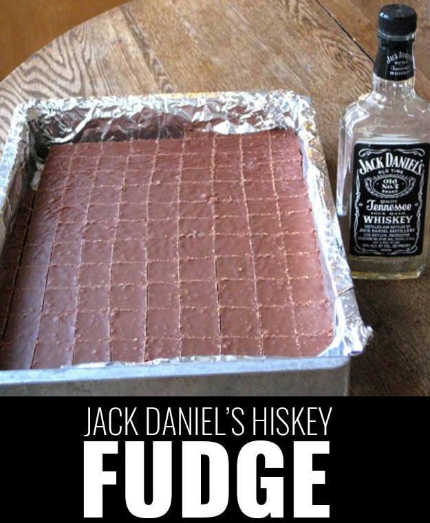 Fun DIY Ideas Made With Jack Daniels - Recipes, Projects and Crafts With The Bottle, Everything From Lamps and Decorations to Fudge and Cupcakes | Jack Daniels Hiskey Fudge #diy #jackdaniels #recipes #crafts