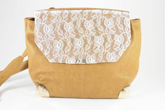 DIY Crafts You Can Make with Lace | Cool DIY Ideas for Fashion, Decor, Gifts, Jewelry and Home Accessories Made With Lace | Lace Panel Purse | http://diyjoy.com/diy-crafts-ideas-with-lace