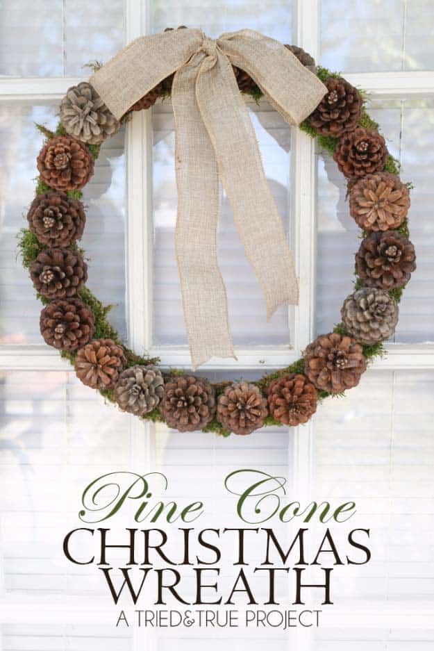 DIY Holiday Wreaths Make Awesome Homemade Christmas Decorations for Your Front Door | Cool Crafts and DIY Projects by DIY JOY | Pine Cone Christmas Wreath #diy 