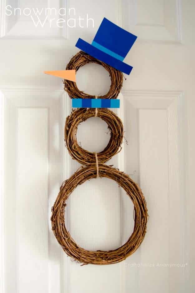 DIY Holiday Wreaths Make Awesome Homemade Christmas Decorations for Your Front Door | Cool Crafts and DIY Projects by DIY JOY | Snowman Wreath #diy 