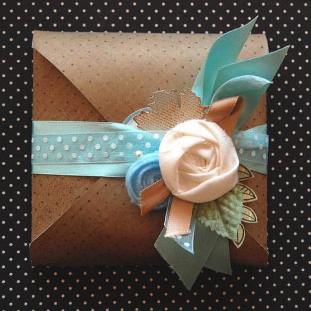 DIY Gift Wrapping Ideas - How To Wrap A Present - Tutorials, Cool Ideas and Instructions | Cute Gift Wrap Ideas for Christmas, Birthdays and Holidays | Tips for Bows and Creative Wrapping Papers | Beautiful Parcel Packaging Idea #gifts #diys