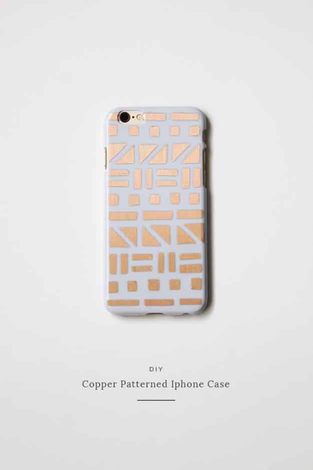 DIY Christmas Gifts that Make Cute Stocking Stuffer Ideas | Homemade iphone Case Ideas | DIY Project Tutorial for Copper Patterned iPhone Case