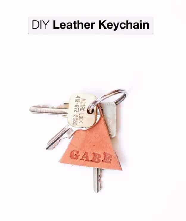 Cool DIY Stocking Stuffer Ideas for Kids, Adults and Teens | Easy DIY Crafts Ideas for Christmas Gifts | Awesome DIY Leather Keychain