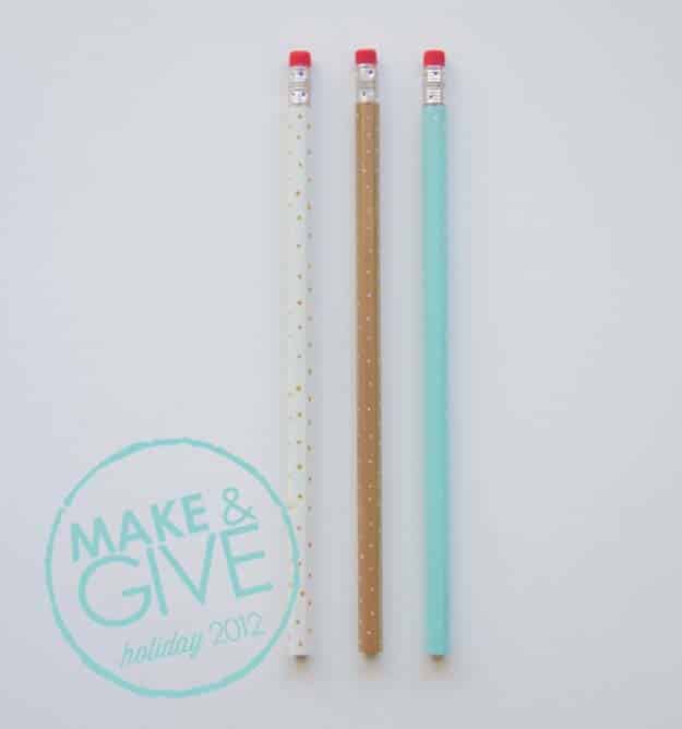 Cheap Stocking Stuffer Ideas for Kids, Adults and Teens | Easy DIY Crafts Ideas for Christmas Gifts | DIY Polka Dot Pencils