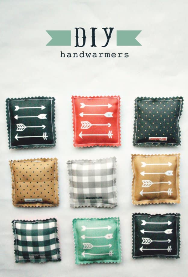 DIY Sewing Gift Ideas for Adults and Kids, Teens, Women, Men and Baby - DIY Handwarmers - Cute and Easy DIY Sewing Projects Make Awesome Presents for Mom, Dad, Husband, Boyfriend, Children #sewing #diygifts #sewingprojects