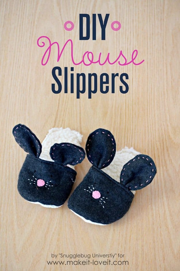 DIY Sewing Gift Ideas for Adults and Kids, Teens, Women, Men and Baby - DIY Mouse Slippers - Cute and Easy DIY Sewing Projects Make Awesome Presents for Mom, Dad, Husband, Boyfriend, Children #sewing #diygifts #sewingprojects
