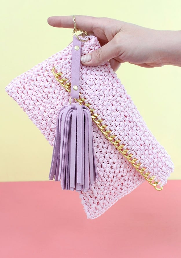 Creative Leather Crafts - DIY Leather Tassel Keychain - Best DIY Projects Made With Leather - Easy Handmade Do It Yourself Gifts and Fashion - Cool Crafts and DYI Leather Projects With Step by Step Tutorials http://diyjoy.com/diy-leather-crafts