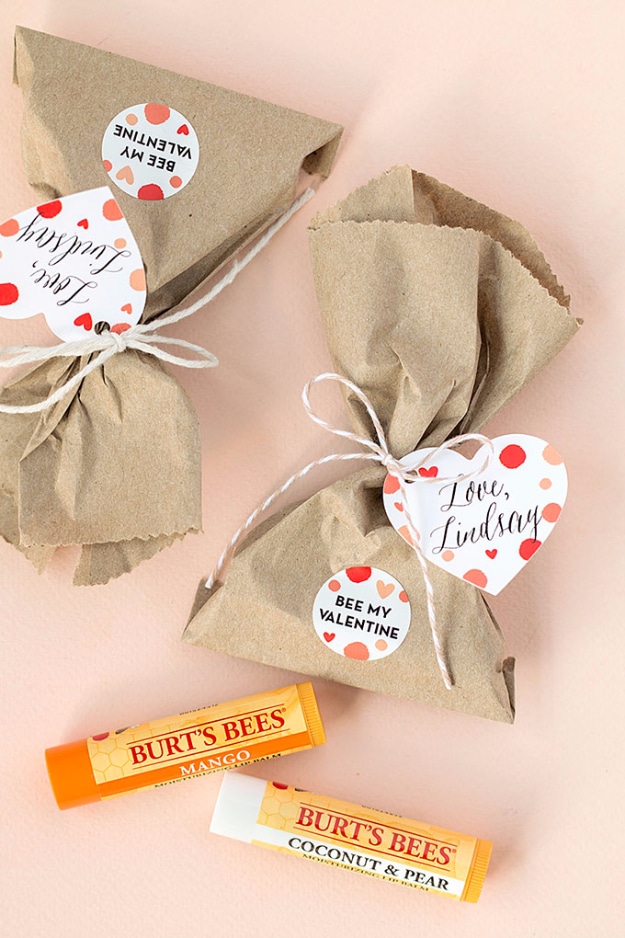 Best DIY Valentines Day Gifts - Be My Valentine Chapsticks - Cute Mason Jar Valentines Day Gifts and Crafts for Him and Her | Boyfriend, Girlfriend, Mom and Dad, Husband or Wife, Friends - Easy DIY Ideas for Valentines Day for Homemade Gift Giving and Room Decor | Creative Home Decor and Craft Projects for Teens, Teenagers, Kids and Adults 