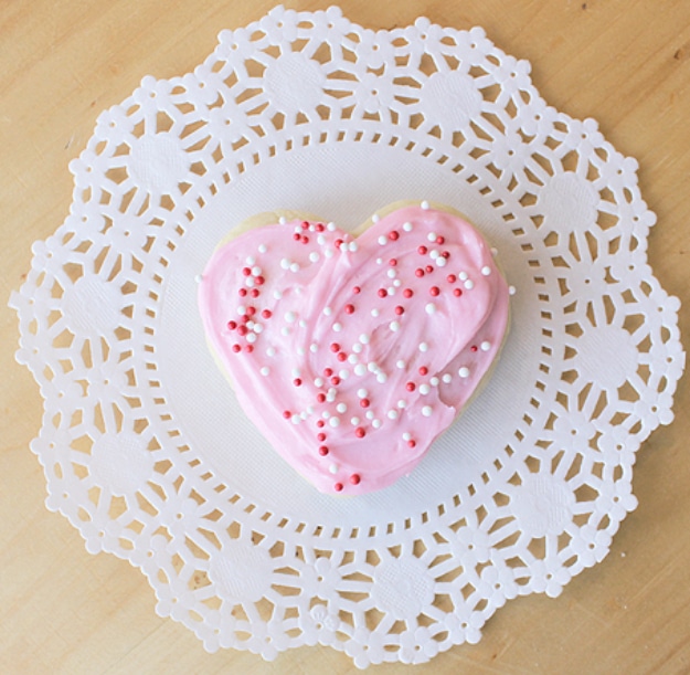 DIY Valentines Day Cookies - Valentine's Day Sour Cream Cookies - Easy Cookie Recipes and Recipe Ideas for Valentines Day - Cute DIY Decorated Cookies for Kids, Homemade Box Cookies and Bouquet Ideas - Sugar Cookie Icing Tutorials With Step by Step Instructions - Quick, Cheap Valentine Gift Ideas for Him and Her #valentines