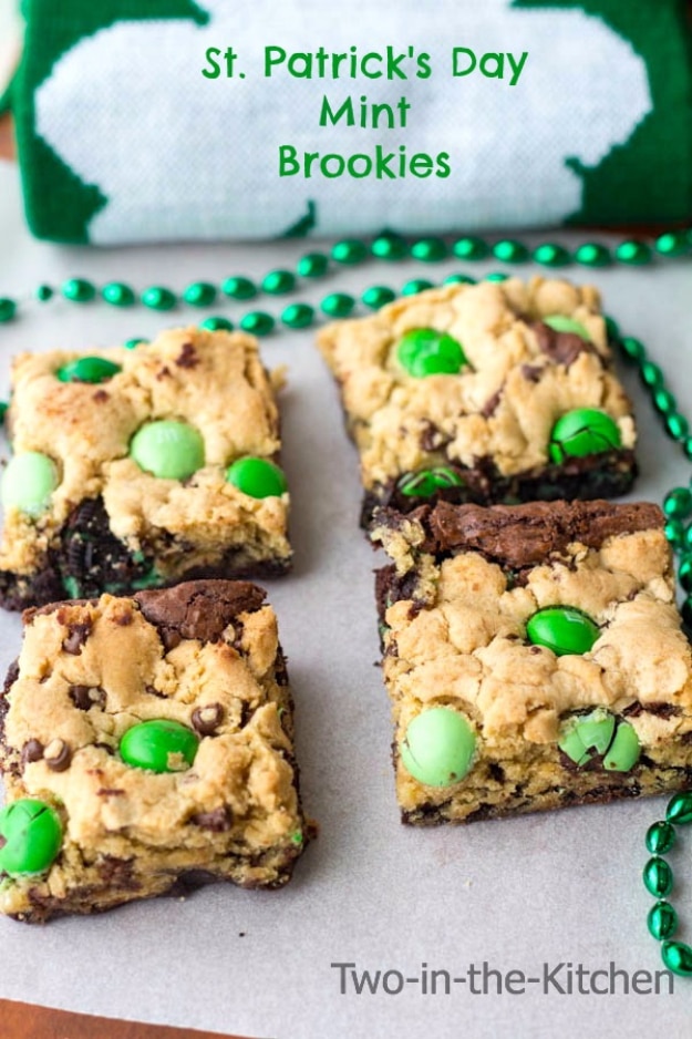 DIY St Patricks Day Ideas - St. Patrick's Day Mint Cookies - Food and Best Recipes, Decorations and Home Decor, Party Ideas - Cupcakes, Drinks, Festive St Patrick Day Parties With these Easy, Quick and Cool Crafts and DIY Projects http://diyjoy.com/st-patricks-day-ideas