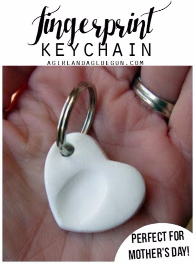 DIY Mothers Day Gift Ideas - Fingerprint Keychain - Homemade Gifts for Moms - Crafts and Do It Yourself Home Decor, Accessories and Fashion To Make For Mom - Mothers Love Handmade Presents on Mother's Day - DIY Projects and Crafts by DIY JOY 