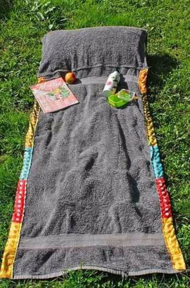 DIY Hacks for Summer - DIY Summer Bag Beach Towel Blanket - Easy Projects to Try This Summer To Get Organized, Spend Time Outdoors, Play With The Kids, Stay Cool In The Heat - Tips and Tricks to Make Summertime Awesome - Crafts and Home Decor by DIY JOY 