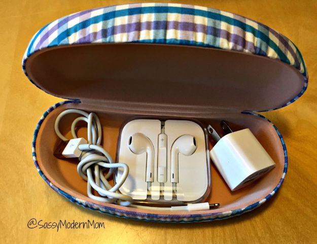 Packing Tips for Travel - Utilize Your Old Sunglasses Case - Easy Ideas for Packing a Suitcase To Maximize Space - Tricks and Hacks for Folding Clothes, Storing Toiletries, Shampoo and Makeup - Keep Clothing Wrinkle Free in Your Bag http://diyjoy.com/packing-tips-travel