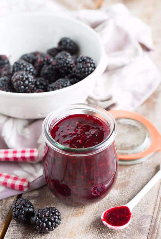 Best Jam and Jelly Recipes - Blackberry Lemon Jam - Homemade Recipe Ideas For Canning - Easy and Unique Jams and Jellies Made With Strawberry, Raspberry, Blackberry, Peach and Fruit - Healthy, Sugar Free, No Pectin, Small Batch, Savory and Freezer Recipes #recipes #jelly