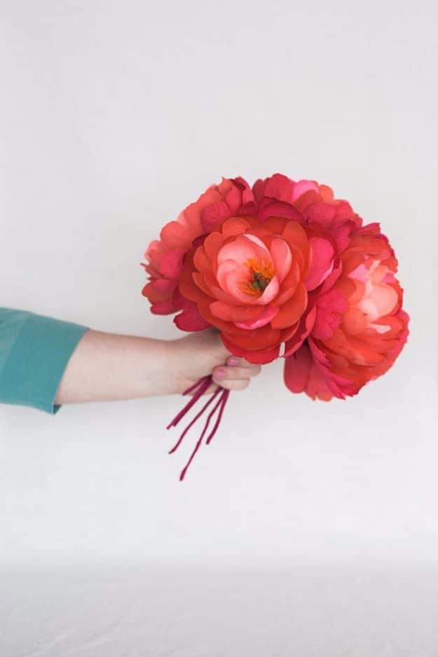 DIY Paper Flowers - DIY Paper Coral Charm Peony - How To Make A Paper Flower - Large Wedding Backdrop for Wall Decor - Easy Tissue Paper Flower Tutorial for Kids - Giant Projects for Photo Backdrops - Daisy, Roses, Bouquets, Centerpieces - Cricut Template and Step by Step Tutorial 