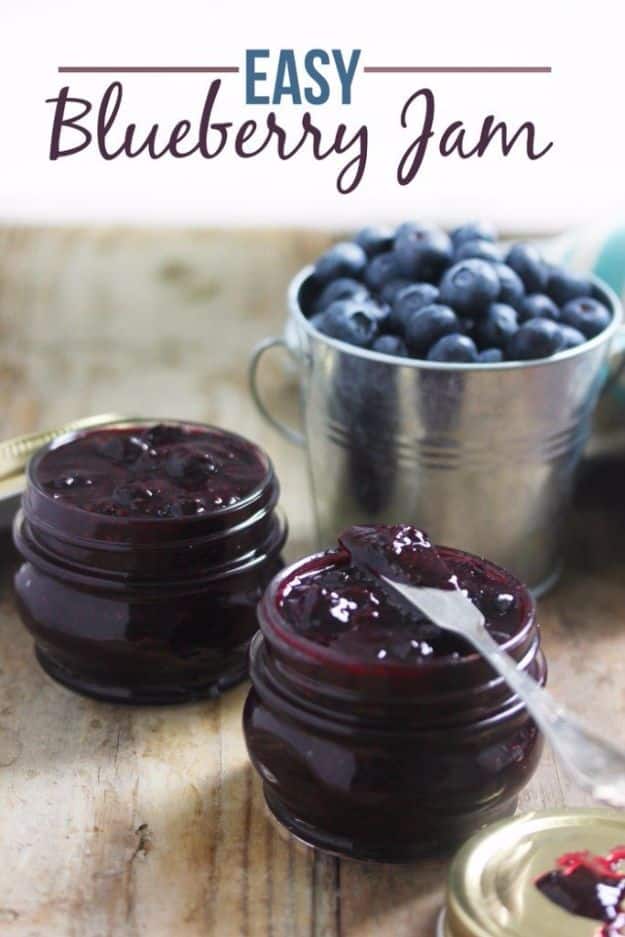 Best Jam and Jelly Recipes - Easy Blueberry Jam - Homemade Recipe Ideas For Canning - Easy and Unique Jams and Jellies Made With Strawberry, Raspberry, Blackberry, Peach and Fruit - Healthy, Sugar Free, No Pectin, Small Batch, Savory and Freezer Recipes #recipes #jelly