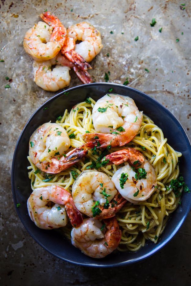 Gluten Free Recipes - Gluten Free Shrimp Scampi - Easy Vegetarian or Vegan Recipes For Dinner and For Dessert - How To Make Healthy Glutenfree Bread and Appetizers For Kids - Fun Crockpot Recipes For Breakfast While On A Budget http://diyjoy.com/gluten-free-recipes