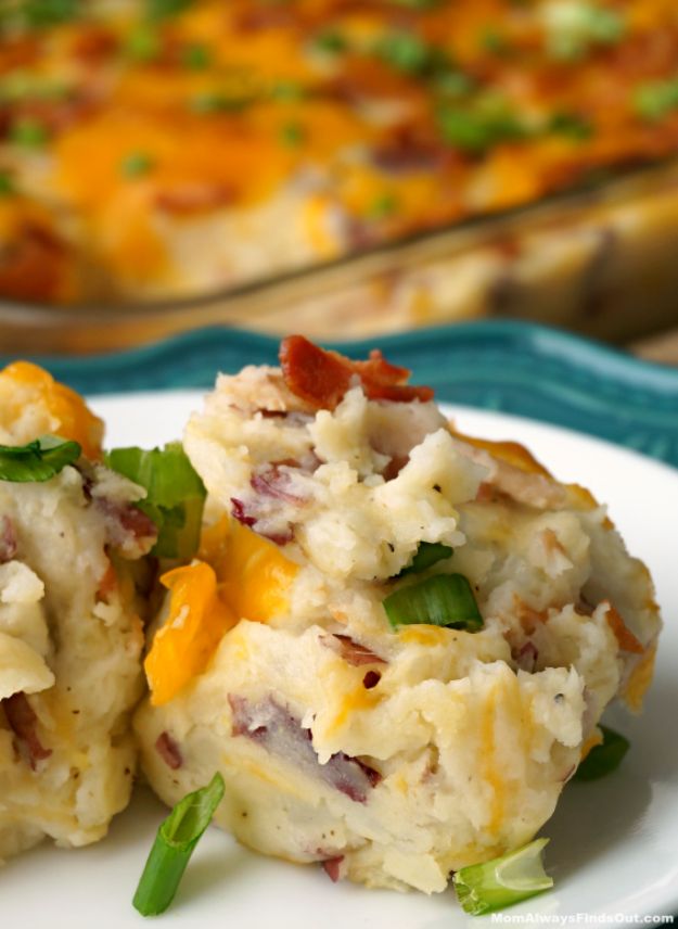 Potato Recipes - Loaded Baked Potato Casserole - Easy, Quick and Healthy Potato Recipes - How To Make Roasted, In Oven, Fried, Mashed and Red Potatoes - Easy Potato Side Dishes #potatorecipes #recipes