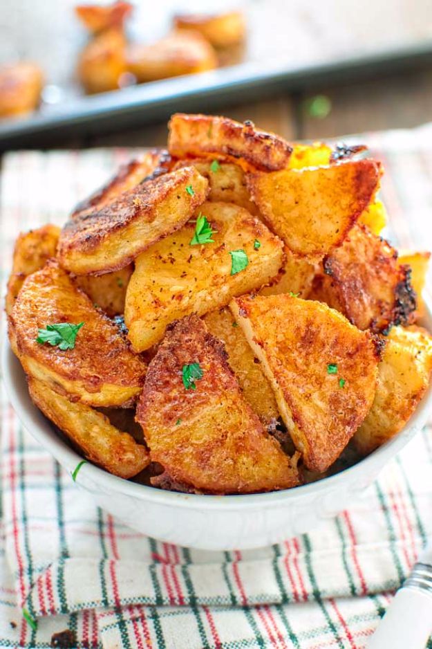 Potato Recipes - Parmesan Crusted Potatoes - Easy, Quick and Healthy Potato Recipes - How To Make Roasted, In Oven, Fried, Mashed and Red Potatoes - Easy Potato Side Dishes #potatorecipes #recipes