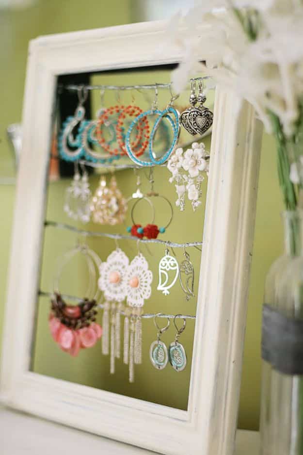 DIY Jewelry Ideas - Shabby Chic Dangly Earring Display - How To Make the Coolest Jewelry Ideas For Kids and Teens - Homemade Wooden and Plastic Jewelry Box Plans - Easy Cardboard Gift Ideas - Cheap Wall Makeover and Organizer Projects With Drawers Men http://diyjoy.com/diy-jewelry-boxes-storage