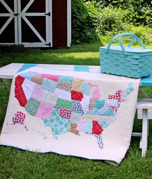 Best Quilts to Make This Weekend - U.S. Map Quilt - Free Quilt Patterns and Quilting Tutorials - Quilting for Beginners and Sewing Ideas - DIY Baby Quilts, Printables, New and Easy Modern Quilts, Jelly Roll, Quilt Squares, Fat Quarters and Scrap Ideas #diy #quilting #sewing