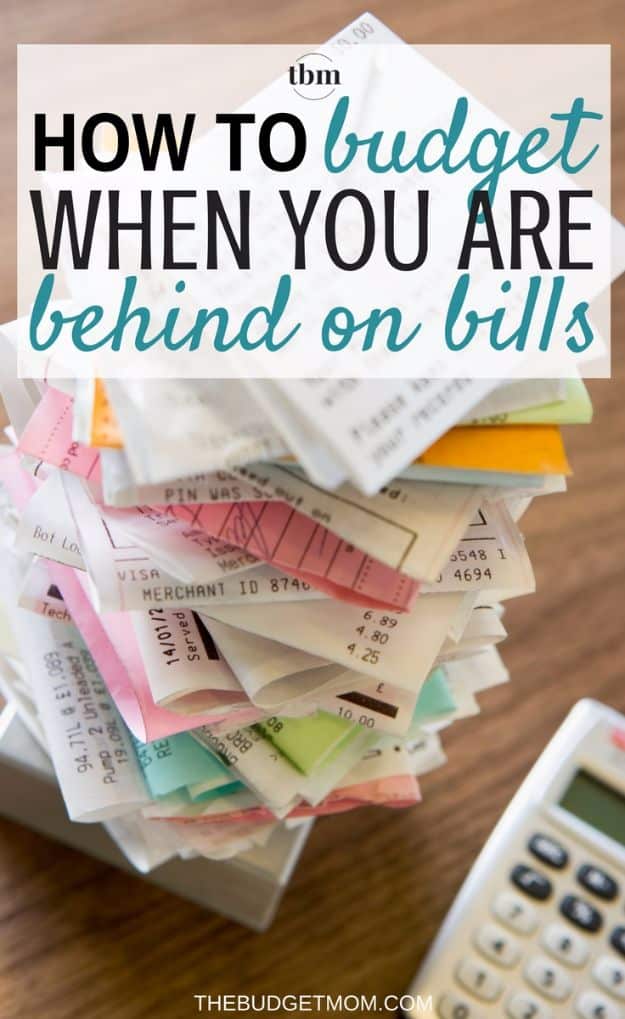 Ways to Save Money in 2018 - Budgeting When Behind On Bills - Easy Money Saving Ideas and Tips for Budgeting - Cool Idea for Budget Planning and Smart Financial Advice for Beginners - Create Order, Organize and Save Cash As You Top New Years Resolution, Every Little Bit Helps You Save For That Next Vacation! http://diyjoy.com/ways-to-save-money