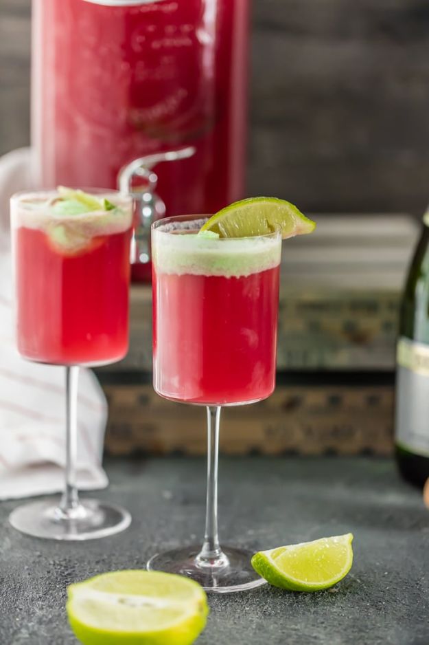 Best Drink Recipes for New Years Eve - Cranberry Limeade Champagne Punch - Creative Cocktails, Drinks, Champagne Toasts, and Punch Mixes for A New Year's Eve Party - Ideas for Serving, Glasses, Fun Ideas for Shots and Cocktails - Easy Vodka Recipes, Non Alcoholic, Whisky Rum and Party Punches #newyearseve