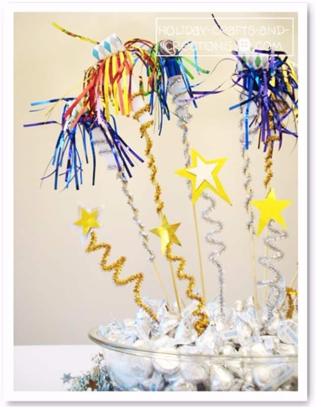 New Years Eve Decor Ideas - Noisemaker Centerpiece - DIY New Year's Eve Decorations - Cheap Ideas for Banners, Balloons, Party Tables, Centerpieces and Festive Streamers and Lights - Cool Placecards, Photo Backdrops, Party Hats, Party Horns and Champagne Glasses - Cute Invitations, Games and Free Printables #diy #newyearseve #parties