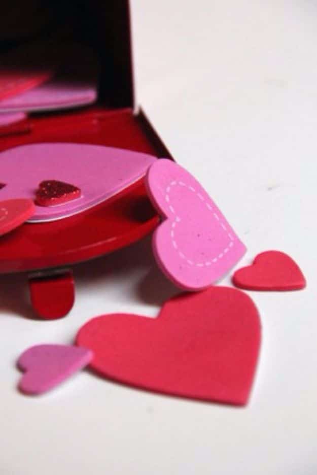 Cool Games To Make for Valentines Day - Spot The Hearts - Cheap and Easy Crafts For Valentine Parties - Ideas for Kids and Adults to Play Bingo, Matching, Free Printables and Cute Game Projects With Hearts, Red and Pink Art Ideas - Adorable Fun for The Holiday Celebrations #valentine #valentinesday