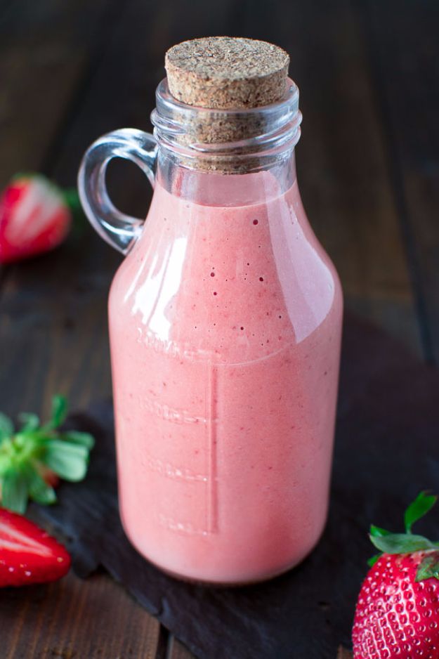 Salad Dressing Recipes - Best Strawberry Dressing - Healthy, Low Calorie and Easy Recipes for Creamy Homeade Dressings - How To Make Vinaigrette, Mango, Greek, Paleo, Balsamic, Ranch, and Italian Copycat Dressings 