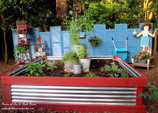 DIY Garden Beds - Corrugated Metal Garden Bed - Easy Gardening Ideas for Raised Beds and Planter Boxes - Free Plans, Tutorials and Step by Step Tutorials for Building and Landscaping Projects - Update Your Backyard and Gardens With These Cheap Do It Yourself Ideas http://diyjoy.com/diy-garden-beds