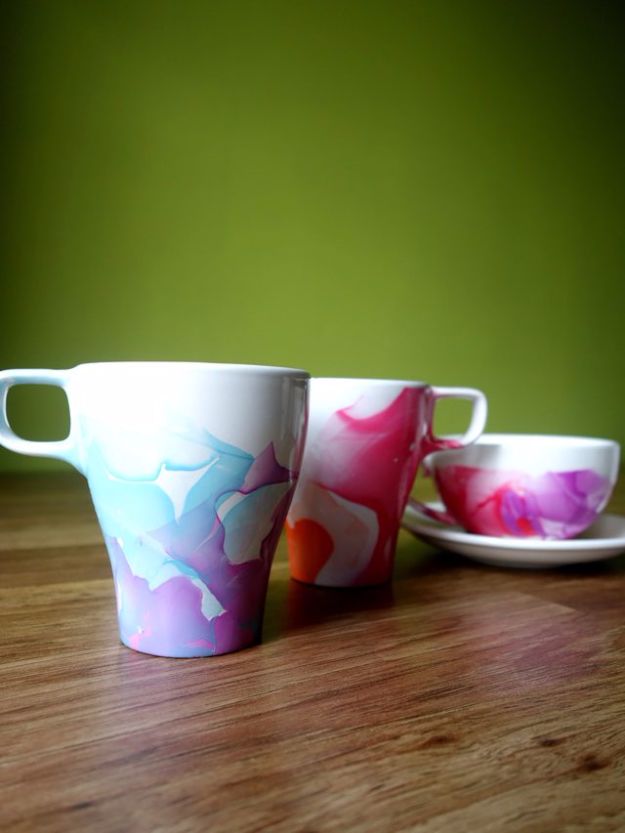 DIY Coffee Mugs - DIY Nail Polish Marbled Mugs - Easy Coffee Mug Ideas for Homemade Gifts and Crafts - Decorate Your Coffee Cups and Tumblers With These Cool Art Ideas - Glitter, Paint, Sharpie Craft, Nail Polish Water Marble and Teen Projects #diygifts #easydiy