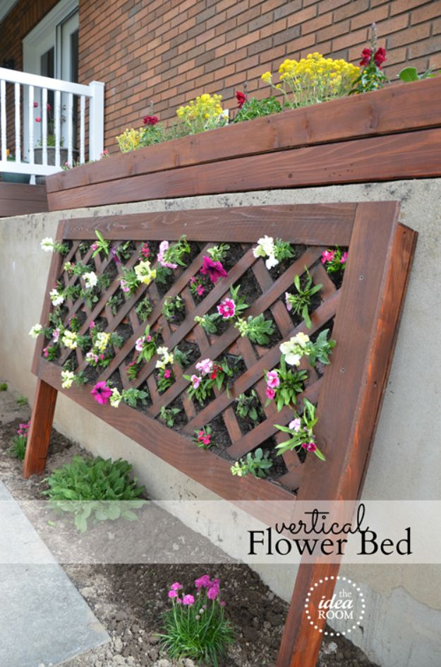DIY Outdoor Planters - DIY Vertical Flower Bed - Easy Planter Ideas to Make for The Porch, Pation and Backyard - Your Plants Will Love These DIY Plant Holders, Potting Ideas and Planter Boxes - Gardening DIY for Big and Small Plants Outdoors - Concrete, Wood, Cheap, Simple, Modern and Rustic Projects With Step by Step Instructions 