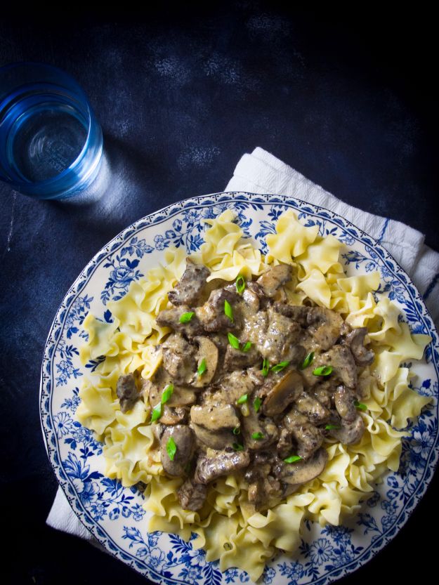 Instant Pot Recipes - Instant Pot Beef Stroganoff - Easy Healthy Family Recipe Ideas for Instant Pot - Chicken, Brisket, Beef, Paleo, Low Carb, Vegetarian, Pork, Keto and Vegan - Pressure Cooking and Pressure Cooker Foods - Breakfast, Lunch and Dinner Ideas work With Weight Watchers and Whole 30 Diets http://diyjoy.com/instant-pot-recipes
