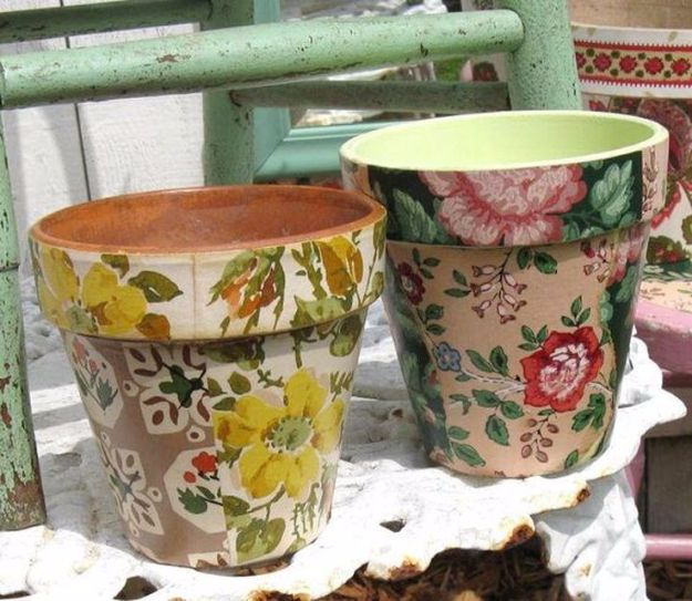 DIY Ideas for Wallpaper Scraps - Wallpaper Decoupage Flower Pots - Cute Projects and Easy DIY Gift Ideas to Make With Leftover Wall Paper - Fun Home Decor, Homemade Wall Art Idea Tutorials, Creative Ways to Use Old Wallpapers - Cool Crafts for Men, Women and Teens http://diyjoy.com/diy-ideas-wallpaper-scraps