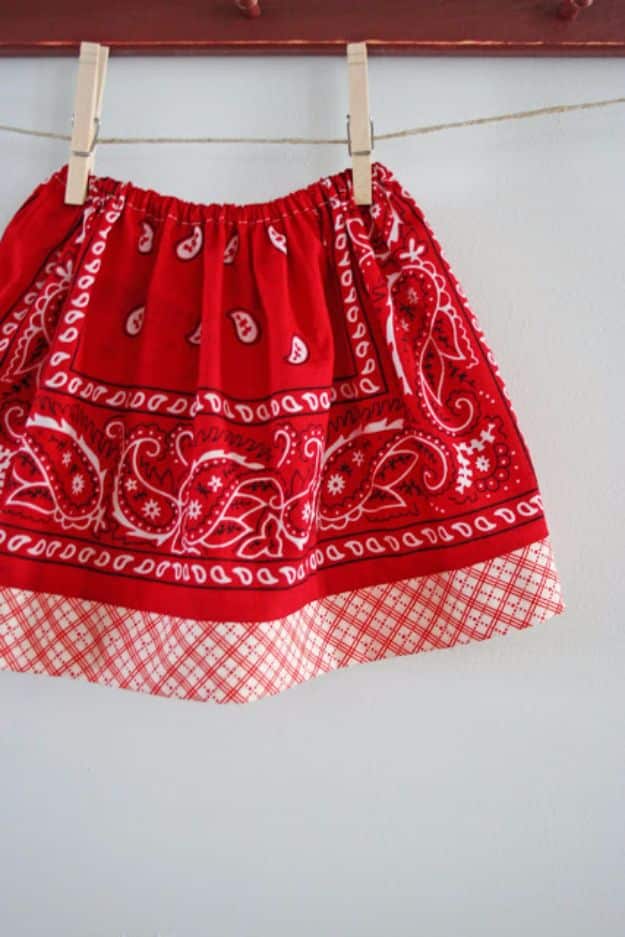 DIY Ideas With Bandanas - Bandana Skirt - Bandana Crafts and Decor Projects Made With A Bandana - No Sew Ideas, Bags, Bracelets, Hats, Halter Tops, Blankets and Quilts, Headbands, Simple Craft Project Tutorials for Kids and Teens - Home Decoration and Country Themed Crafts To Make and Sell On Etsy #crafts #country #diy