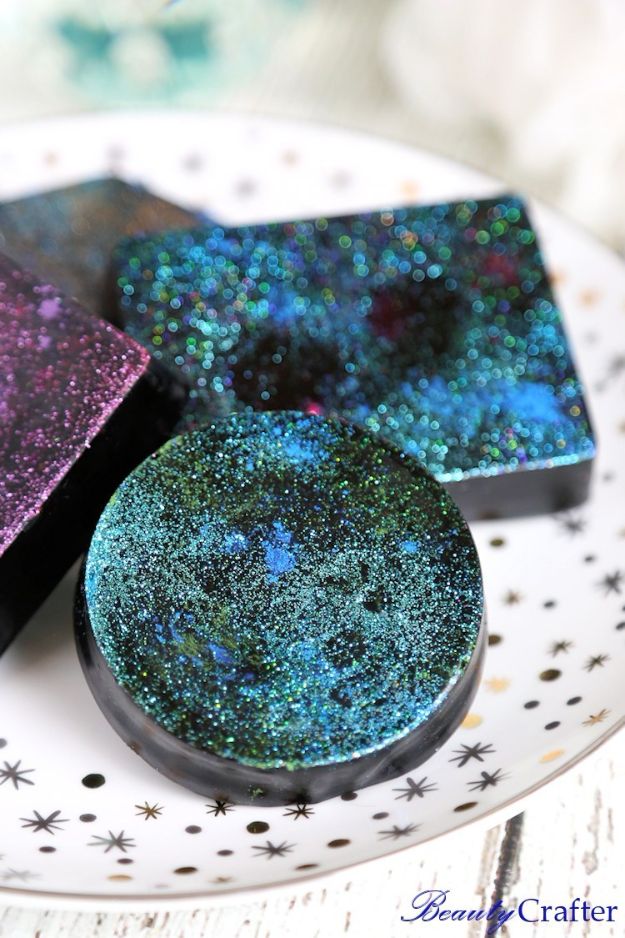 DIY Soap Recipes - Cosmic Charcoal Soap - Melt and Pour, Homemade Recipe Without Lye - Natural Soap crafts for Kids - Shea Butter, Essential Oils, Easy Ides With 3 Ingredients - soap recipes with step by step tutorials #soap #diygifts