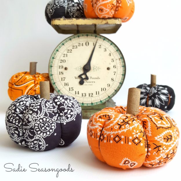 DIY Ideas With Bandanas - Country Bumpkin Halloween Bandana Pumpkin - Bandana Crafts and Decor Projects Made With A Bandana - No Sew Ideas, Bags, Bracelets, Hats, Halter Tops, Blankets and Quilts, Headbands, Simple Craft Project Tutorials for Kids and Teens - Home Decoration and Country Themed Crafts To Make and Sell On Etsy #crafts #country #diy